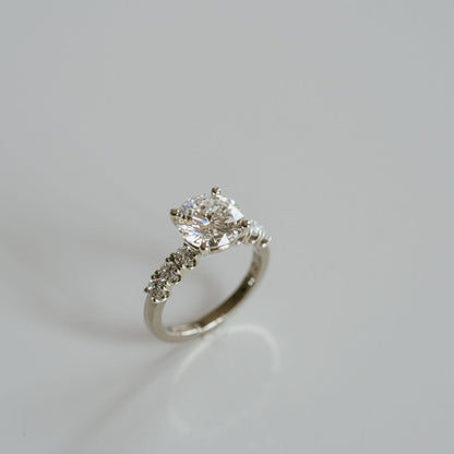 3.0 CT Elongated Cushion Solitaire Lab Grown Diamond Engagement Ringt