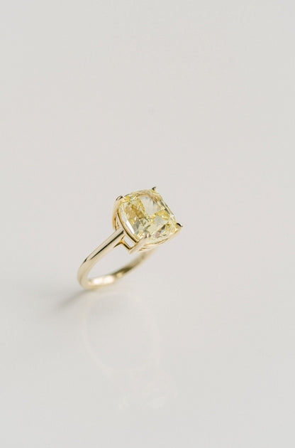 3.0 CT Elongated Cushion Solitaire Lab Grown Diamond Engagement Ringt