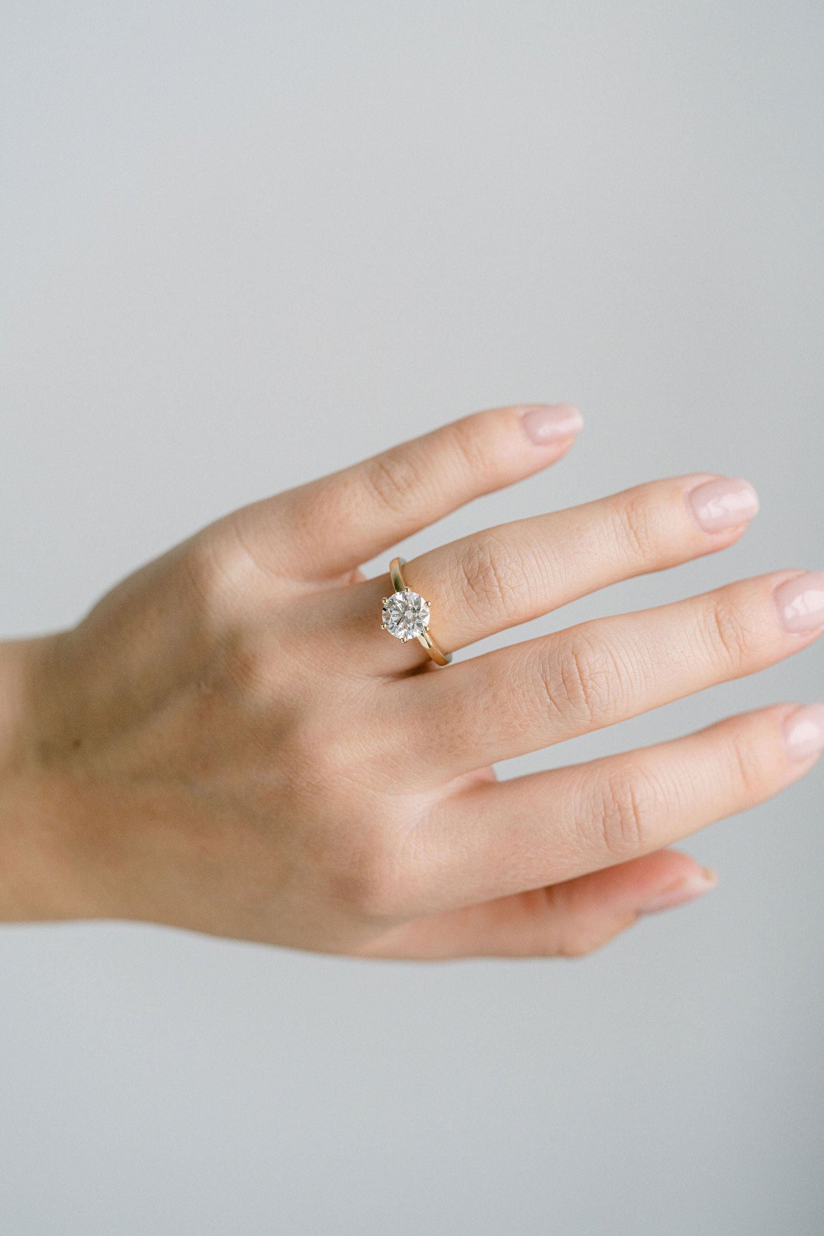 3.0 CT Elongated Cushion Solitaire Lab Grown Diamond Engagement Ringt