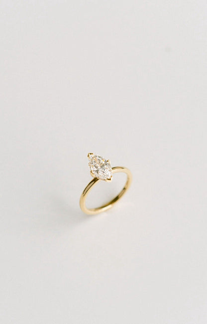 3.0 CT Elongated Cushion Solitaire Lab Grown Diamond Engagement Ringt