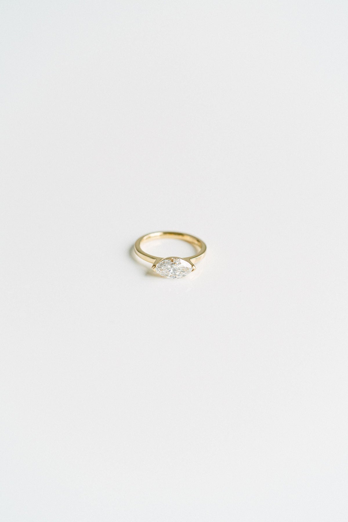 3.0 CT Elongated Cushion Solitaire Lab Grown Diamond Engagement Ringt