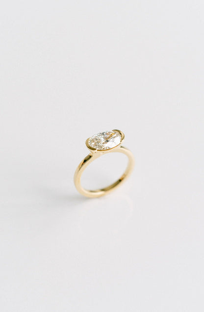 3.0 CT Elongated Cushion Solitaire Lab Grown Diamond Engagement Ringt