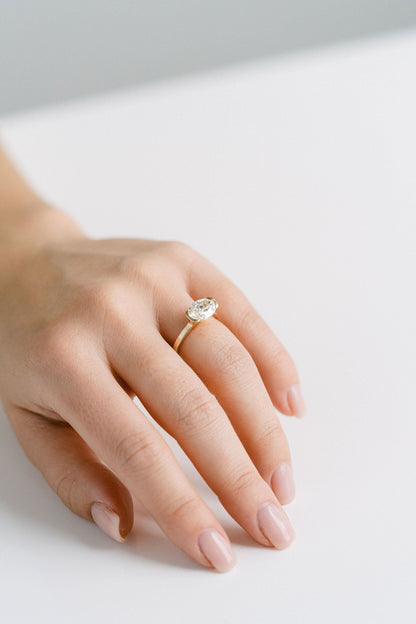3.0 CT Elongated Cushion Solitaire Lab Grown Diamond Engagement Ringt