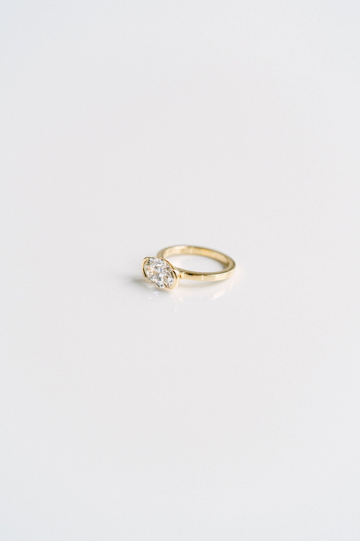 3.0 CT Elongated Cushion Solitaire Lab Grown Diamond Engagement Ringt