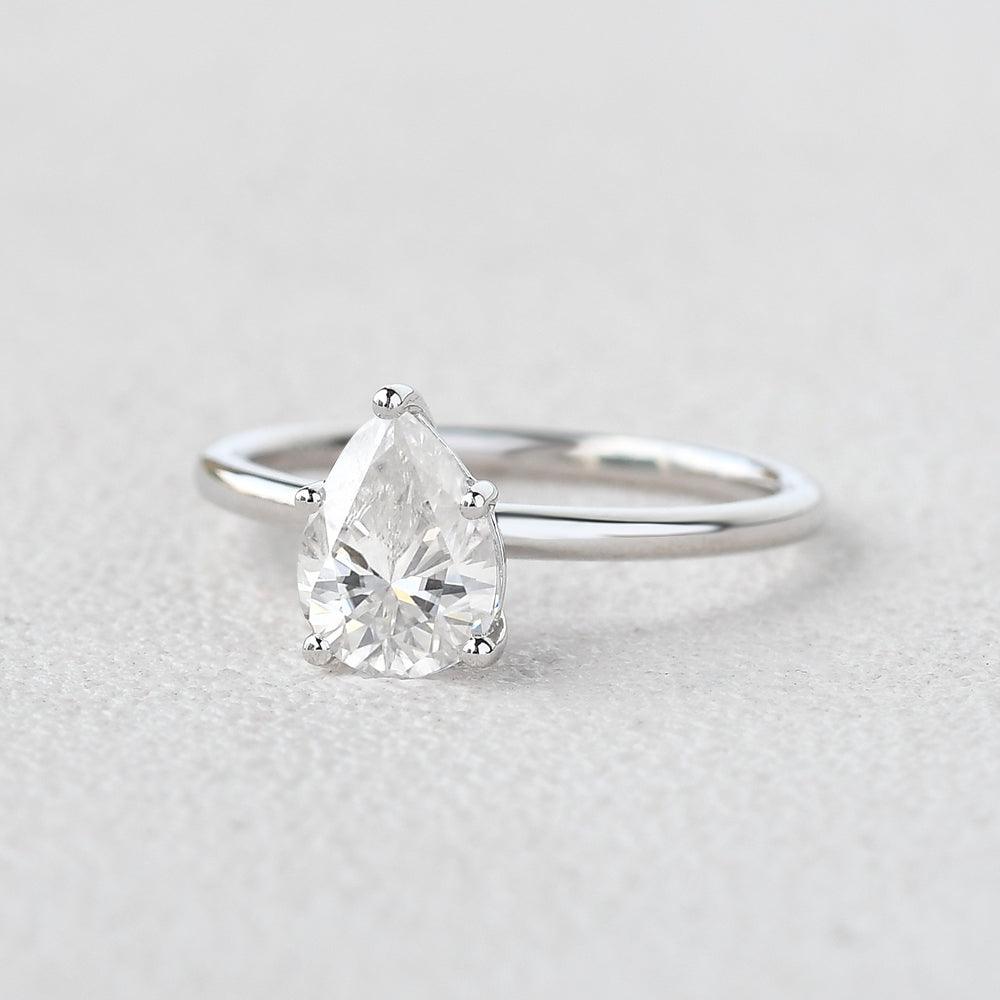 1.25 CT Pear Cut Solitaire Moissanite Engagement Ring