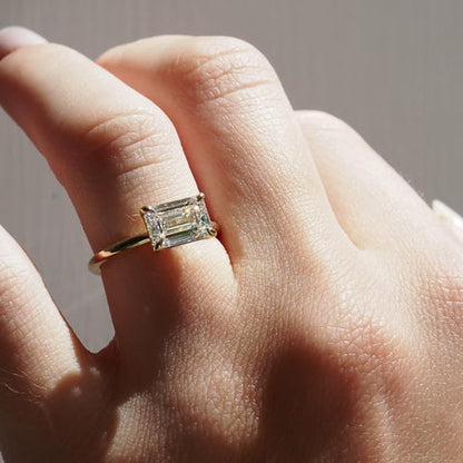 Emerald Solitare Moissanite Engagement Ring