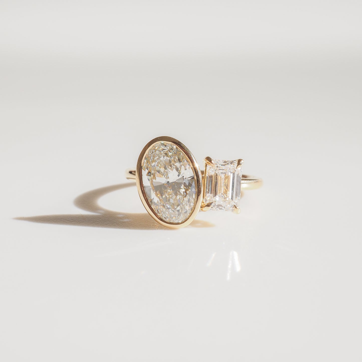 Oval Toi Et Moi Moissanite Engagement Ring