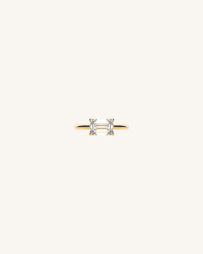 Emerald Solitare Moissanite Engagement Ring