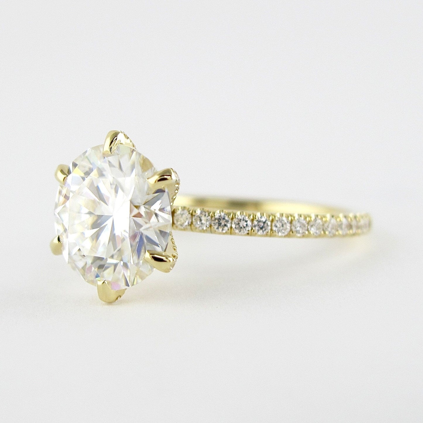 1.90 CT Round Solitaire Style Moissanite Engagement Ring