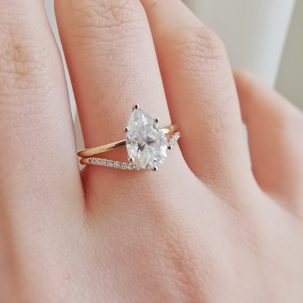 1.36 CT Pear Shaped Moissanite Solitaire Engagement Ring