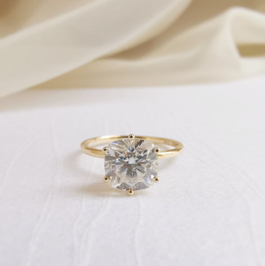2.0 CT Cushion Shaped Moissanite Solitaire Engagement Ring