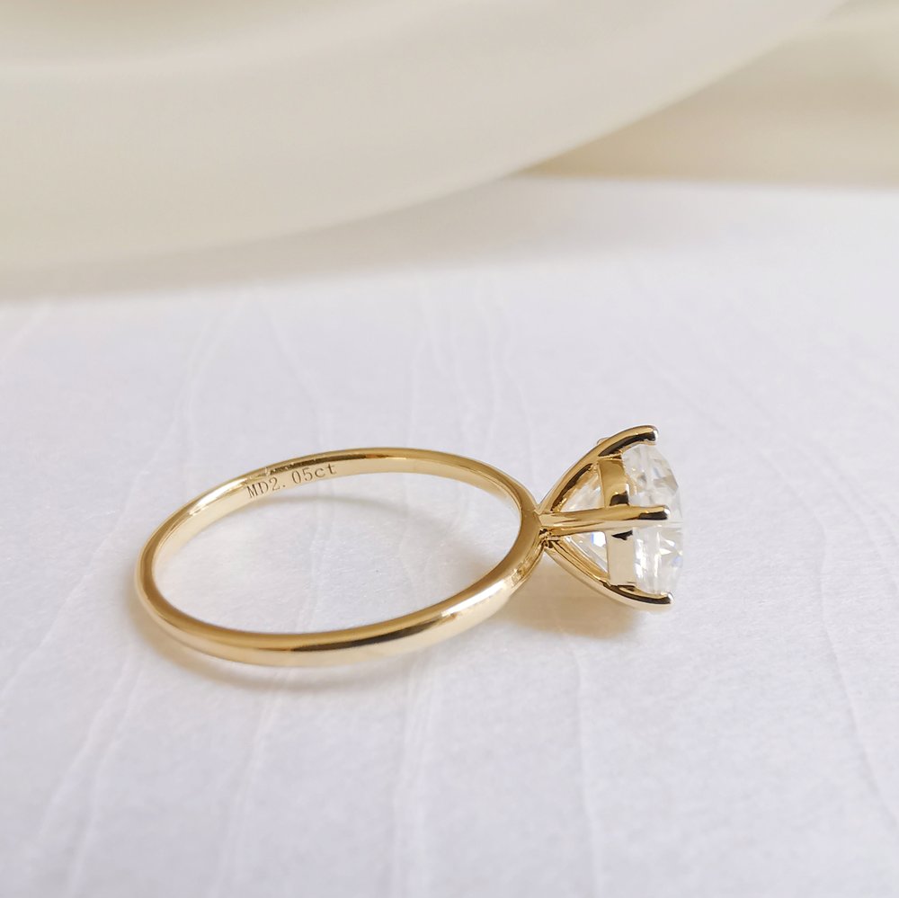 2.0 CT Cushion Shaped Moissanite Solitaire Engagement Ring