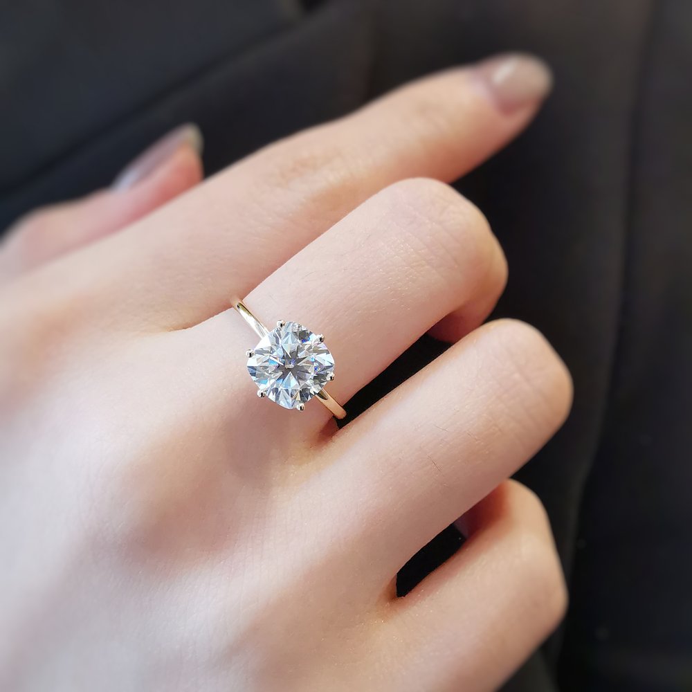 2.0 CT Cushion Shaped Moissanite Solitaire Engagement Ring