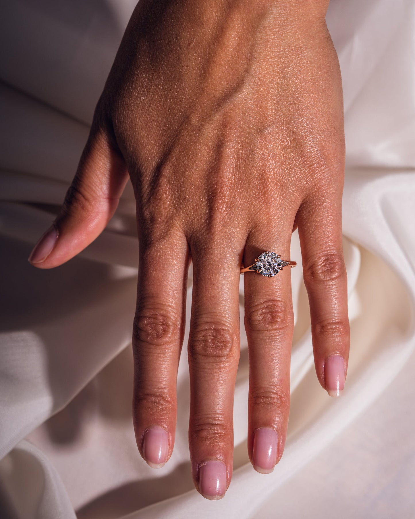 1.9 CT Round Solitaire Moissanite Engagement Ring