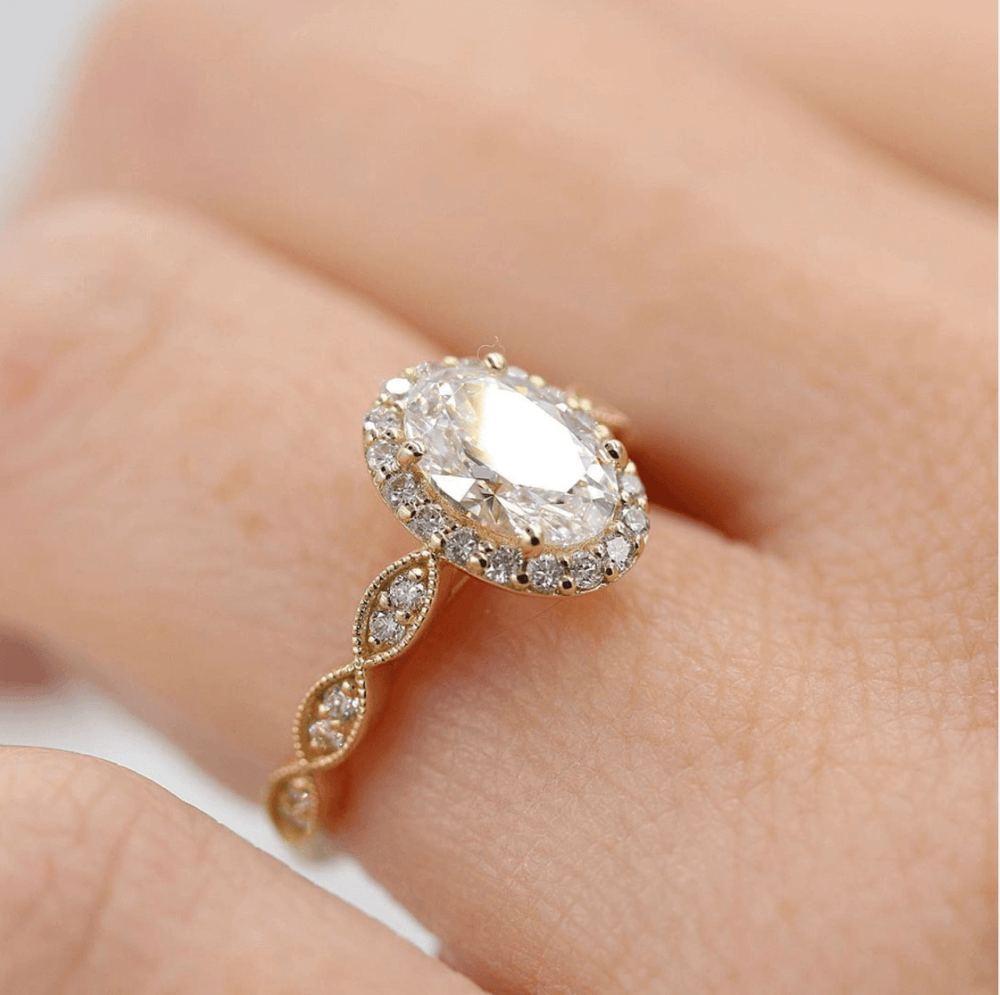 1.33 CT Oval Cut Halo Moissanite Engagement Ring