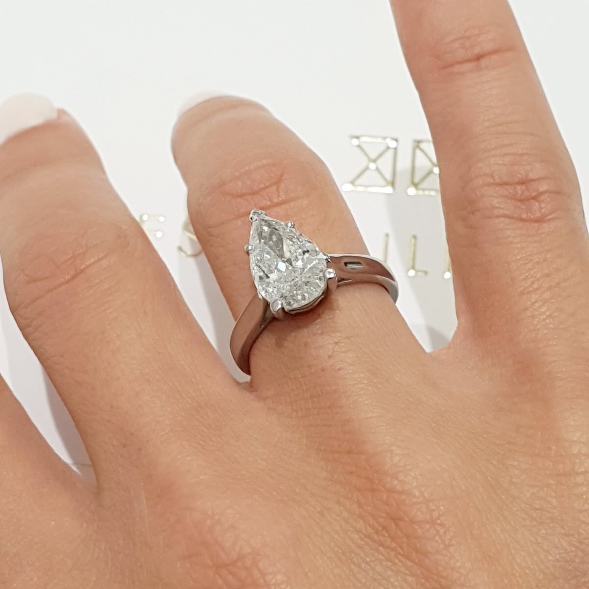 2.0 CT Round Solitaire CVD E/VS2 Diamond Engagement Ring 29