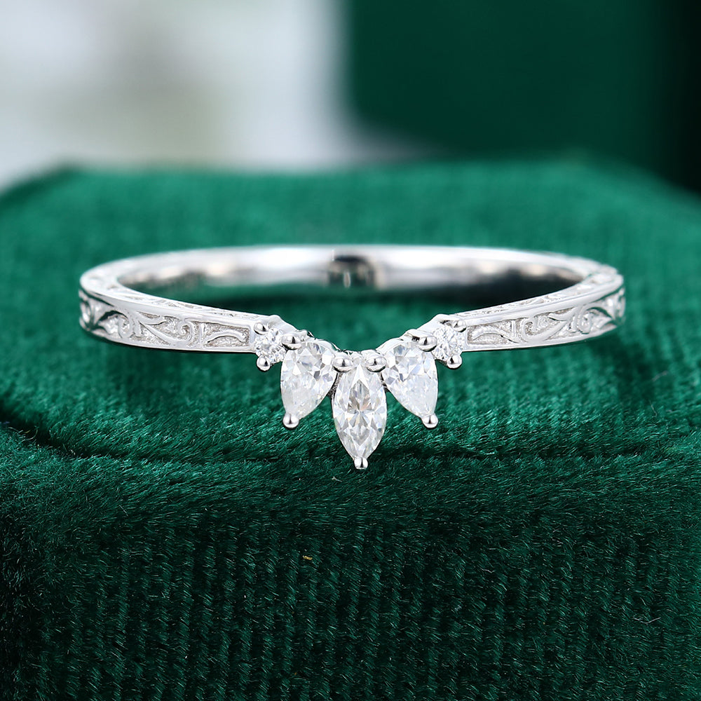 0.19 CT Round, Marquise & Pear Moissanite Curved Wedding Band