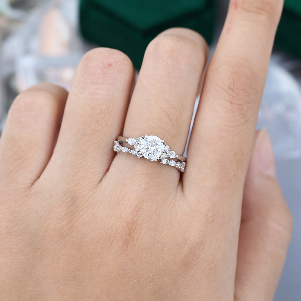 0.88 CT Round Moissanite Cluster Bridal Ring Set