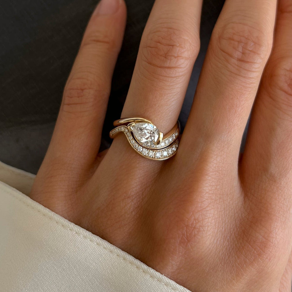1.5 CT Pear Lab Grown Diamond Bridal Set