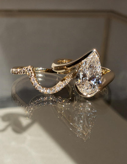 Oval Solitaire Lab Grown Diamond Engagement Ring