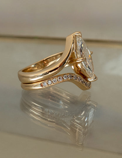Oval Solitaire Lab Grown Diamond Engagement Ring