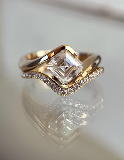 Oval Solitaire Lab Grown Diamond Engagement Ring