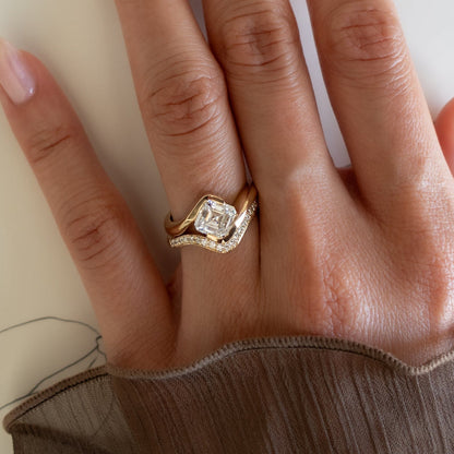 Oval Solitaire Lab Grown Diamond Engagement Ring