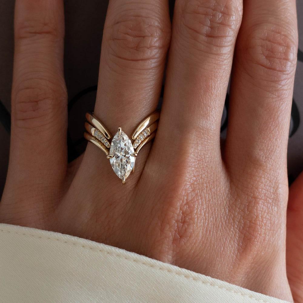 2 CT Marquise Lab Grown Diamond Bridal Set
