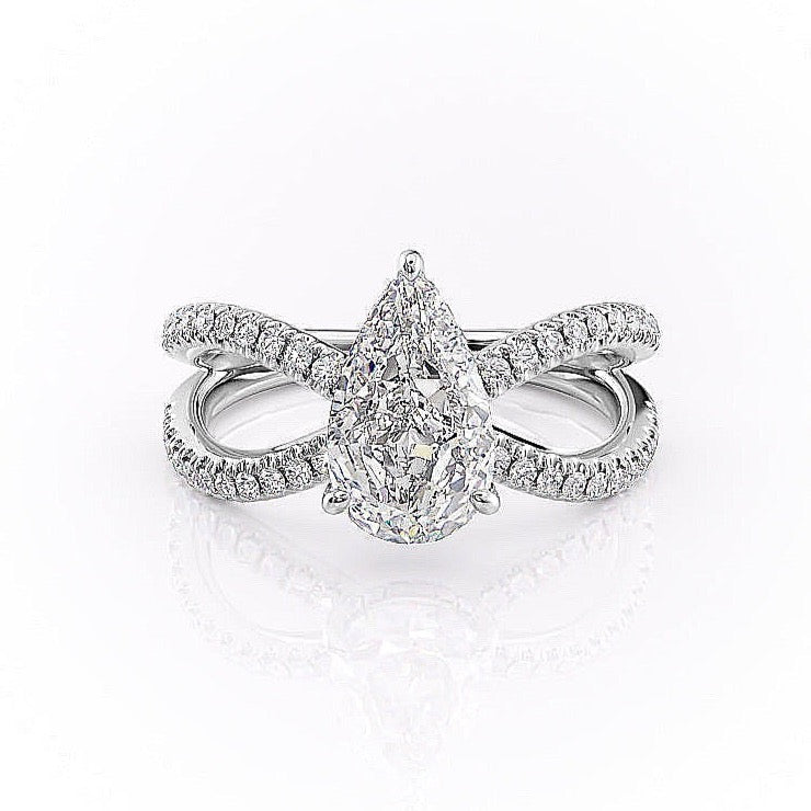 2.0 CT Pear Cut Solitaire Split Shank Setting Moissanite Engagement Ring