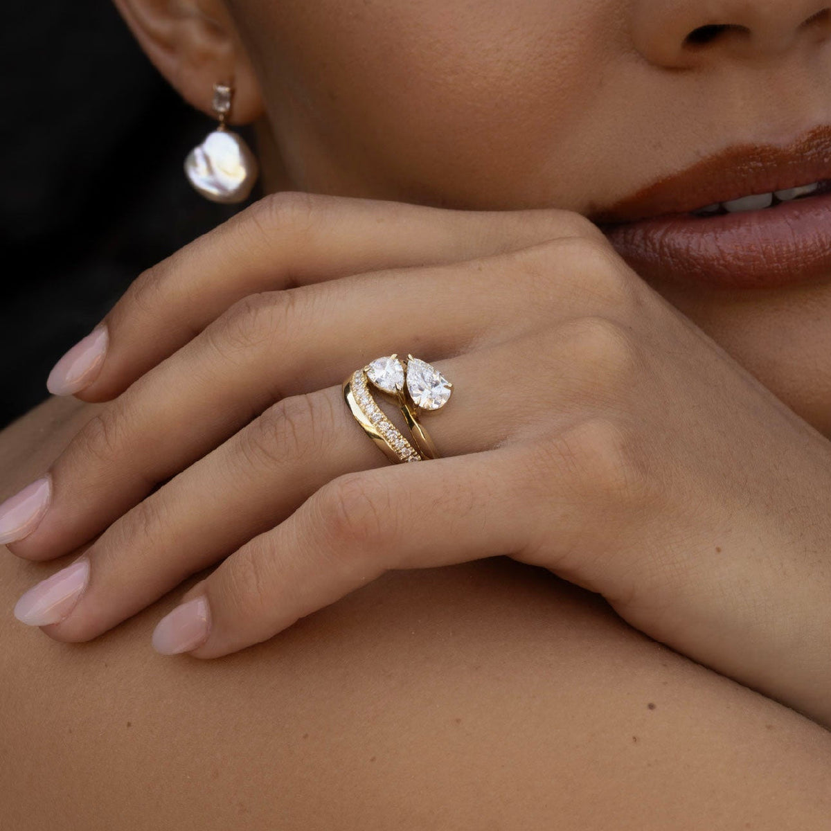 3 CT Pear: Twisted Knife Edge Toi Et Moi Lab Grown Diamond