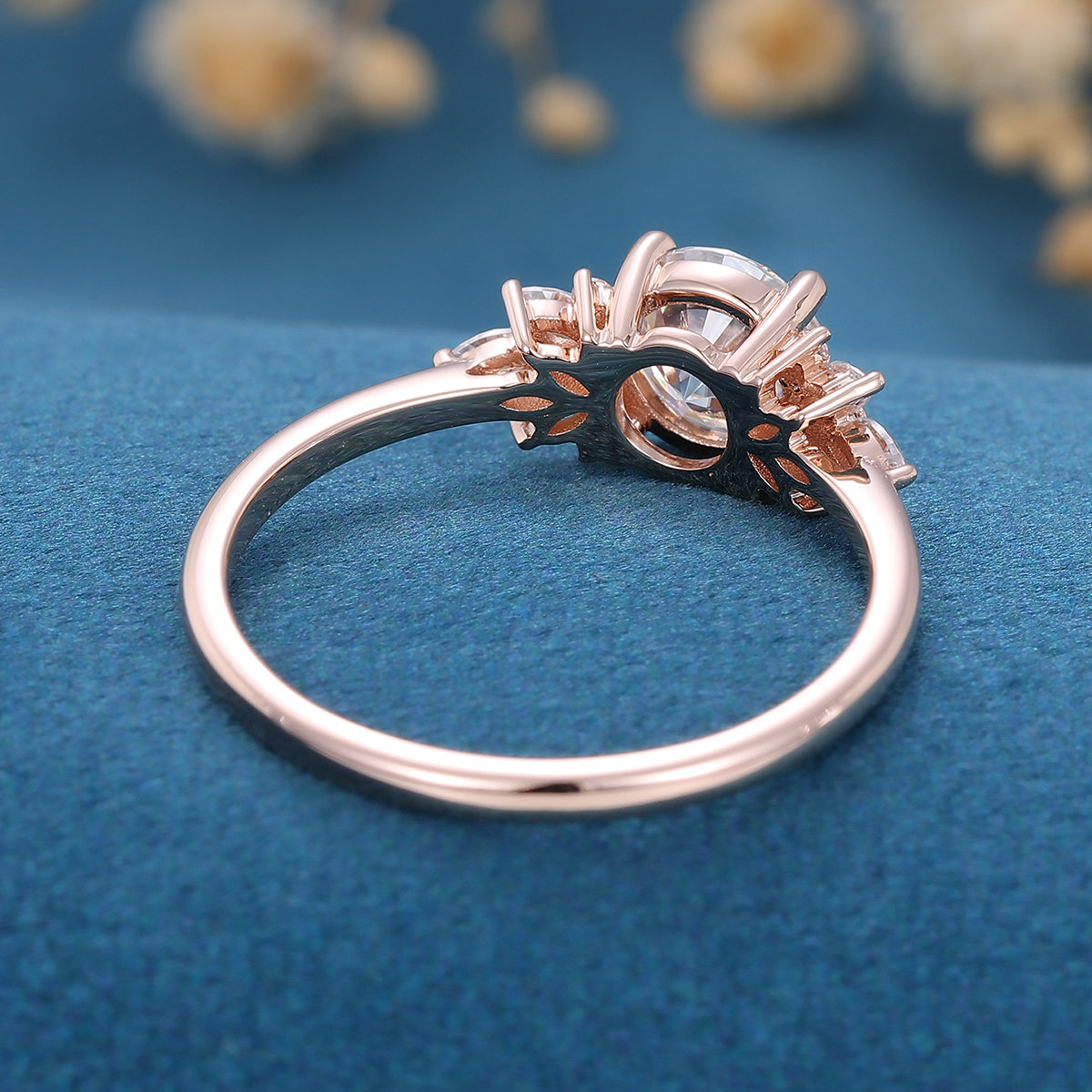 1.21 CT Round Shaped Moissanite Cluster Engagement Ring