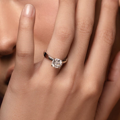 Round: Tapered Solitaire Lab Grown Diamond