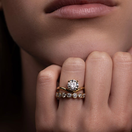 1 CT Round: Wavy Solitaire Lab Grown Diamond Engagement Ring