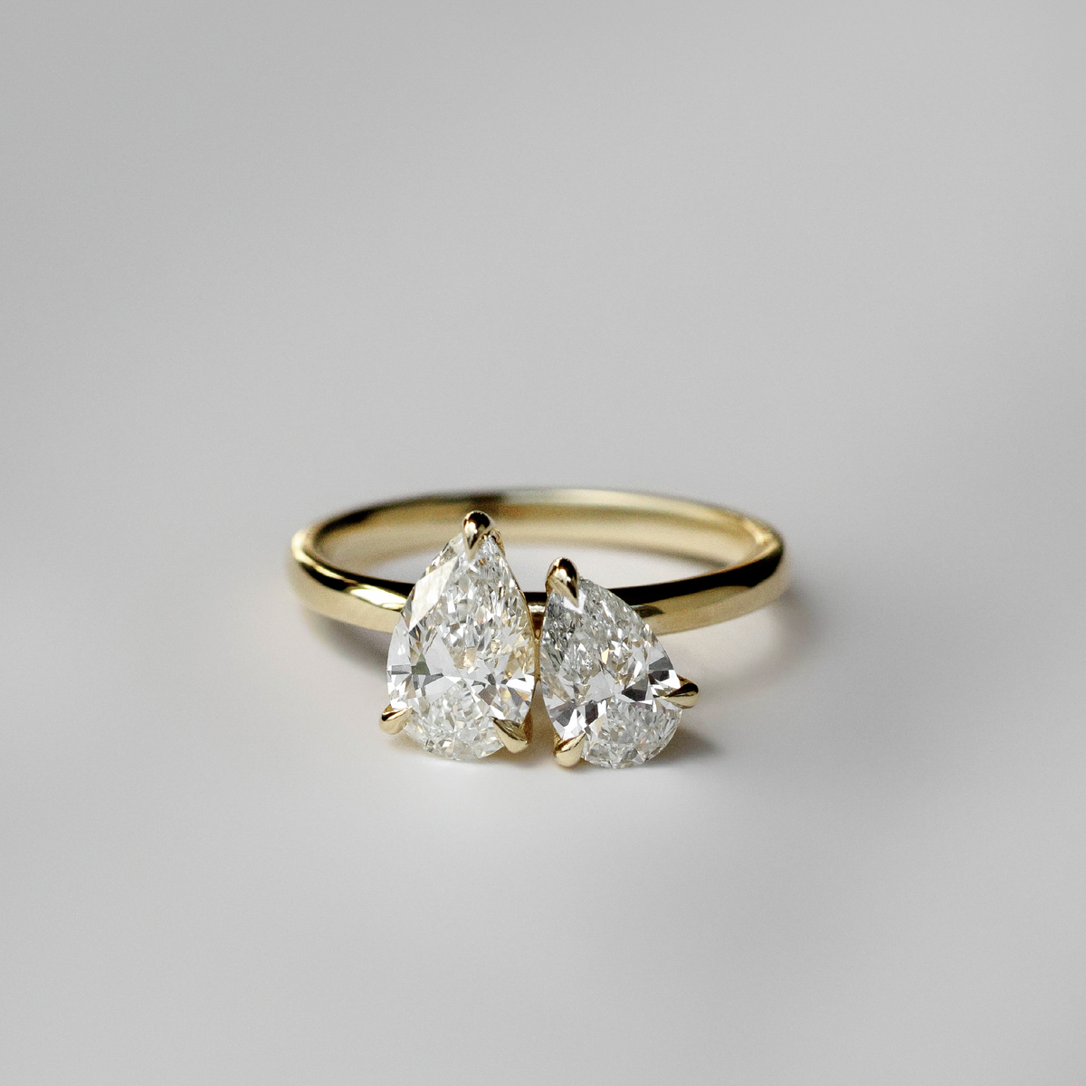 2 CT Pear: Toi Et Moi Lab Grown Diamond