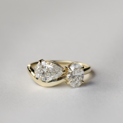 2 CT Oval & Pear: Curved Toi Et Moi Lab Grown Diamond