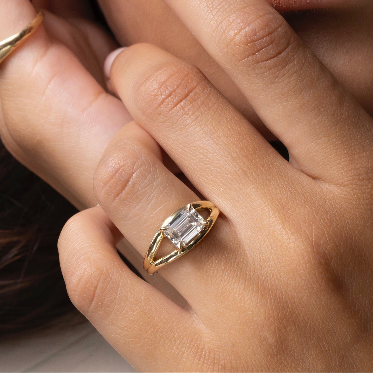 2 CT East West Asscher: Split Shank Lab Grown Diamond Engagement Ring