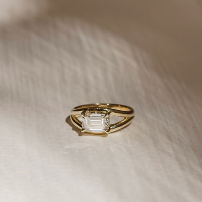 2 CT East West Asscher: Split Shank Lab Grown Diamond Engagement Ring