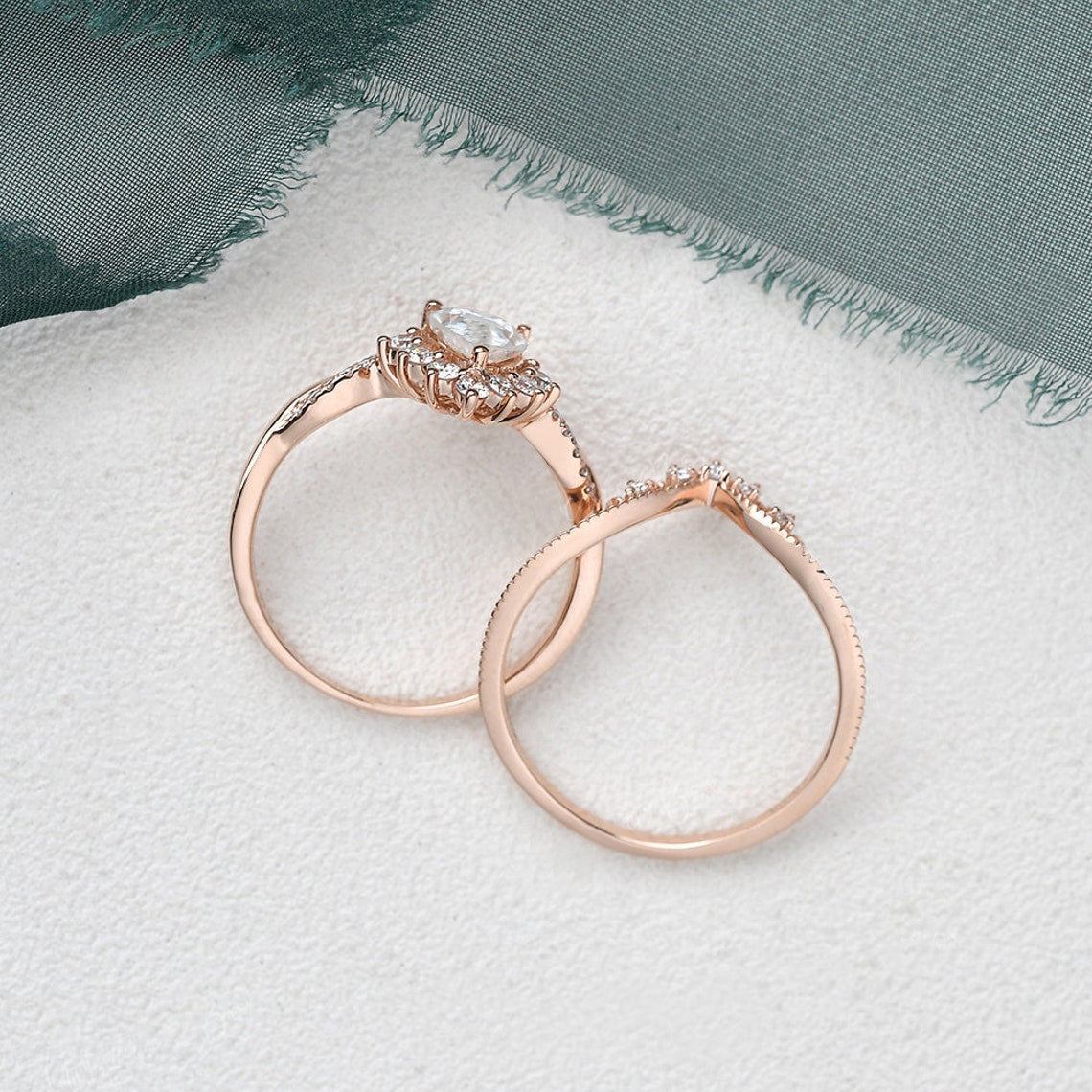 1.50 CT Pear Cut Cluster Twisted Moissanite Bridal Ring Set