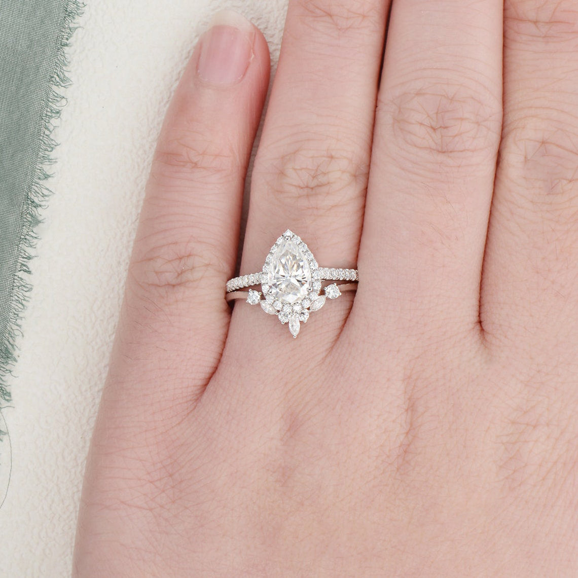 2.0 CT Pear Cut Halo Moissanite Bridal Ring Set