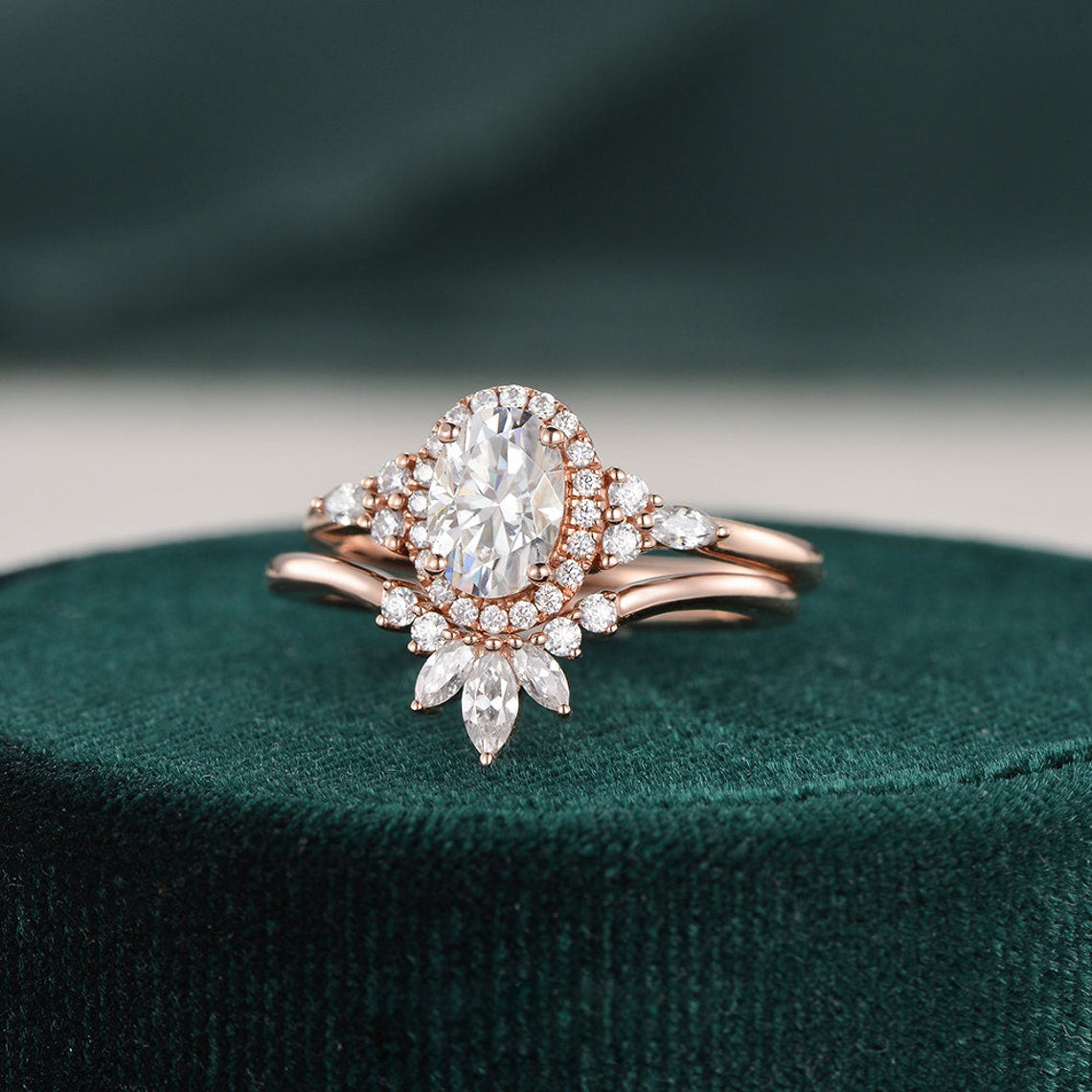 2.0 CT Oval Cut Cluster Halo Moissanite Bridal Ring Set