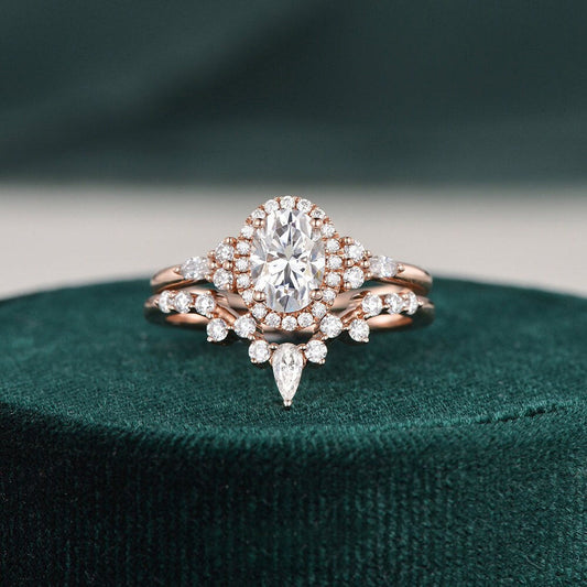 2.0 CT Oval Cut Cluster Halo Moissanite Bridal Ring Set