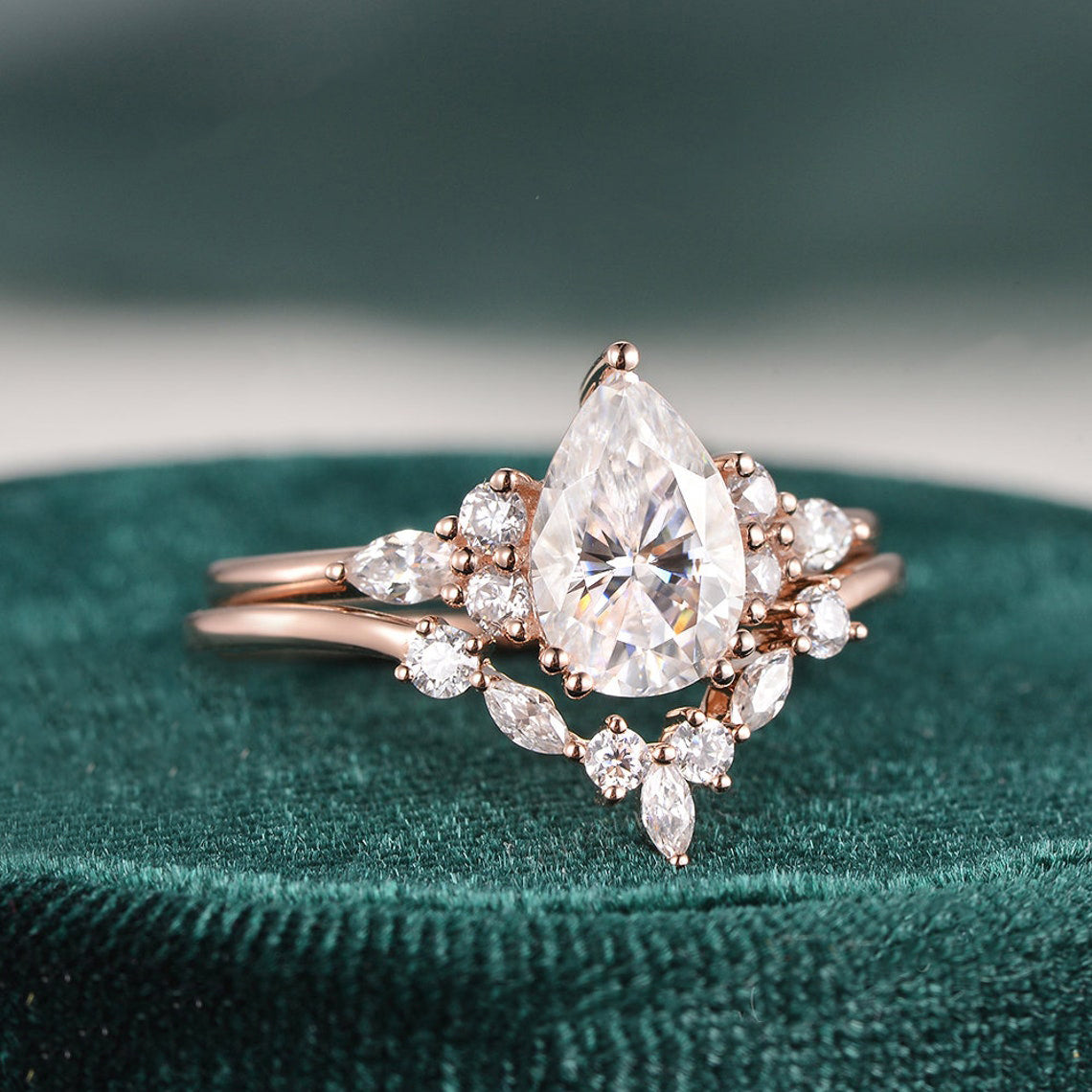 1.50 CT Pear Cut Cluster Moissanite Bridal Ring Set