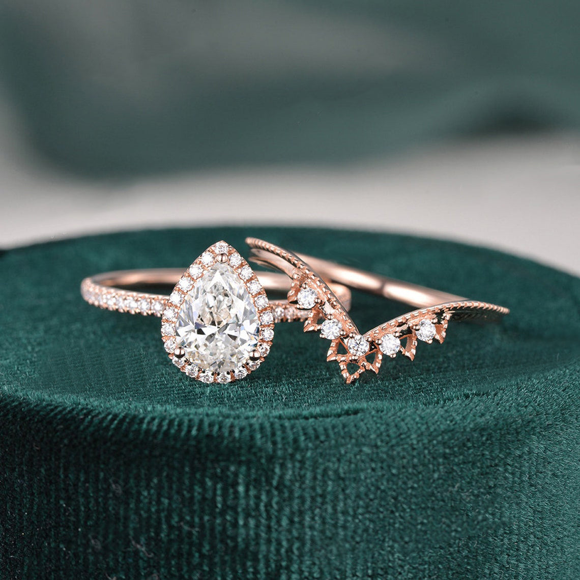 1.50 CT Pear Cut Halo Moissanite Bridal Ring Set