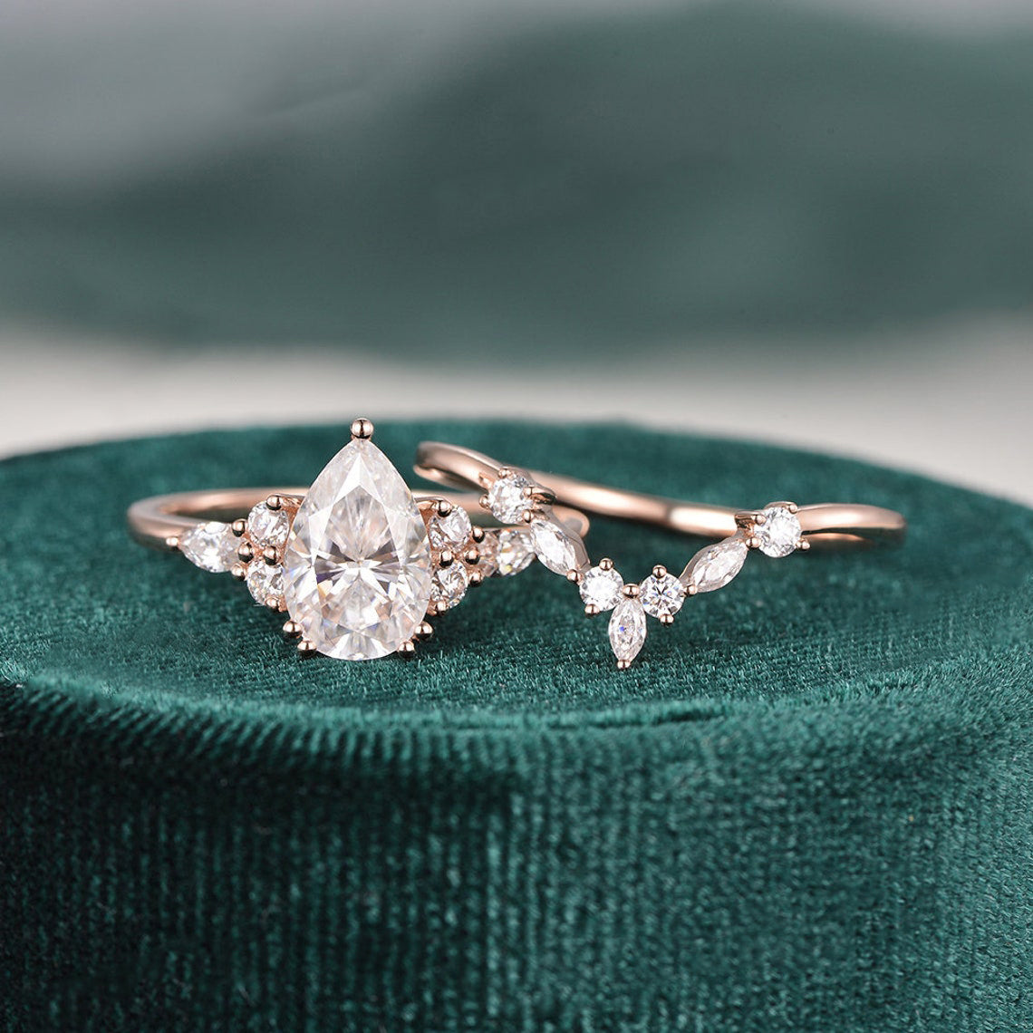 1.50 CT Pear Cut Cluster Moissanite Bridal Ring Set