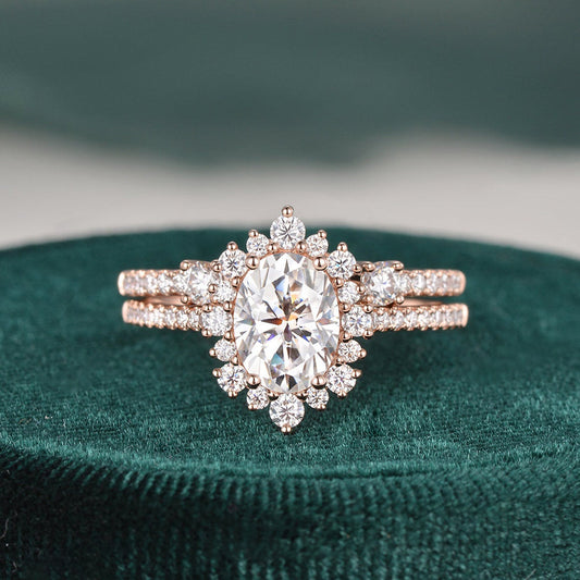 2.0 CT Oval Cut Halo Moissanite Bridal Ring Set
