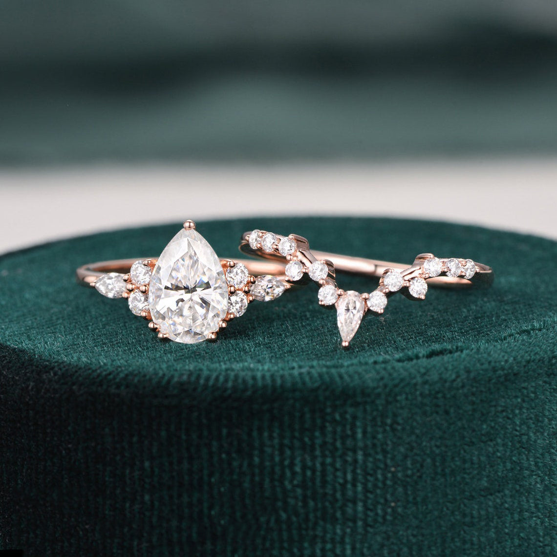 1.50 CT Pear Cut Cluster Moissanite Bridal Ring Set