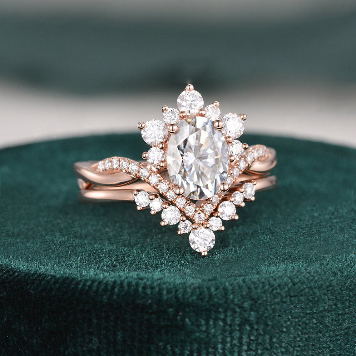 1.50 CT Oval Cut Cluster Moissanite Bridal Ring Set