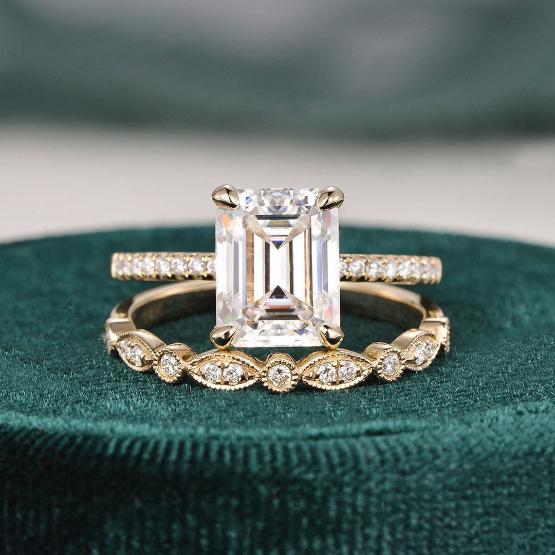 2.50 CT Emerald Cut Solitaire Style Moissanite Bridal Ring Set