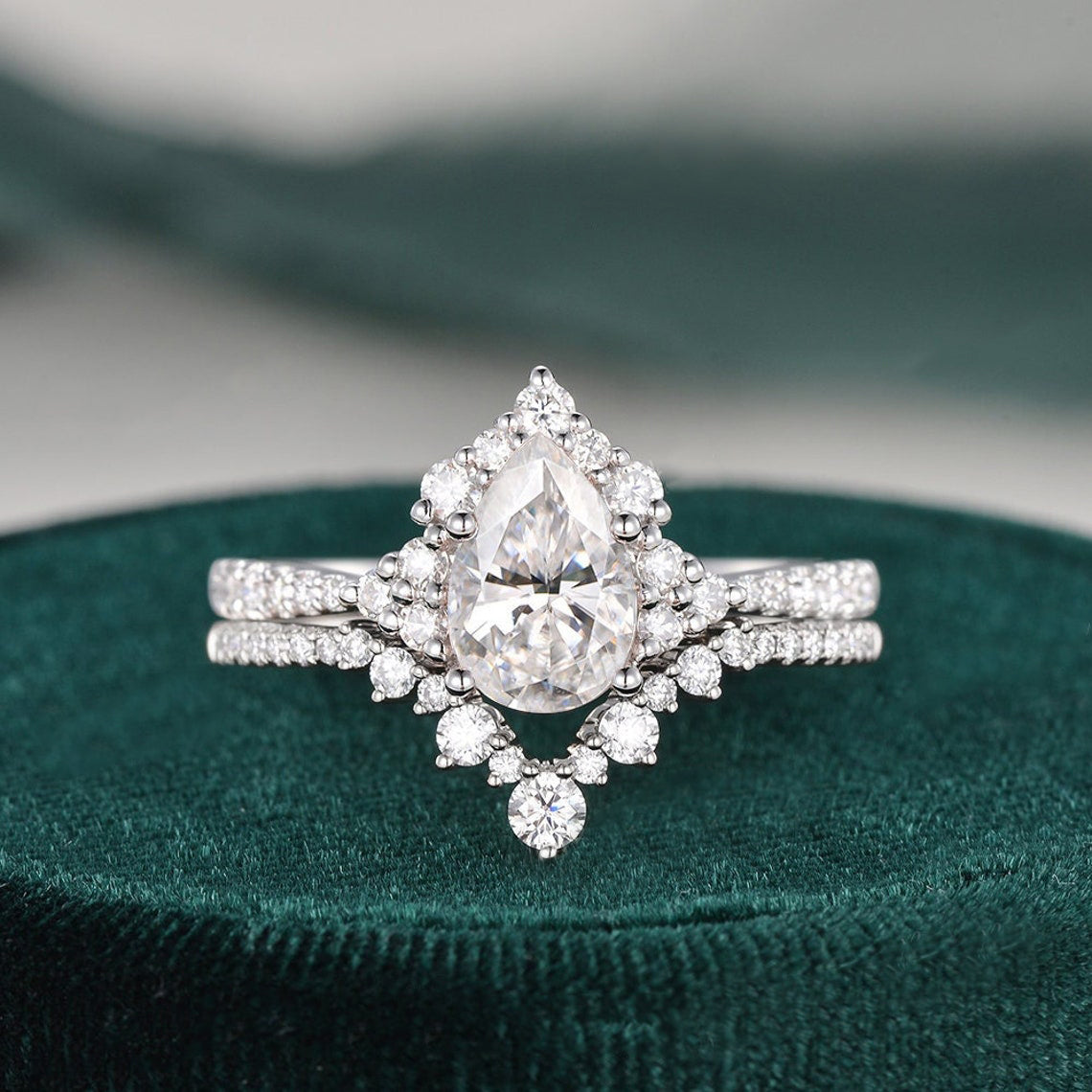 1.50 CT Pear Cut Cluster Moissanite Bridal Ring Set