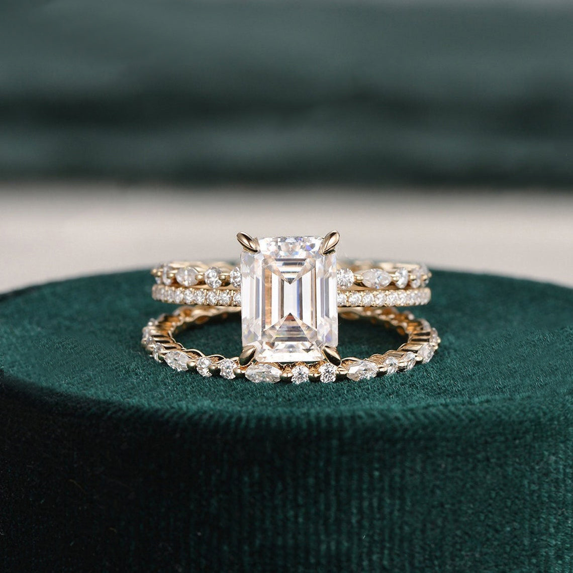 2.50 CT Emerald Cut Solitaire Style Moissanite Bridal Ring Set